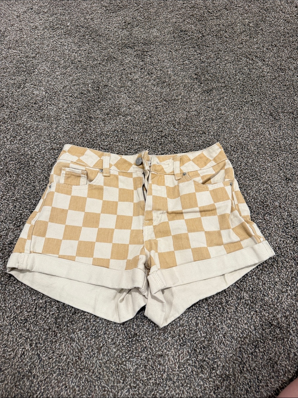 PacSun Checkerboard High-Rise Shorts in Beige and Cream